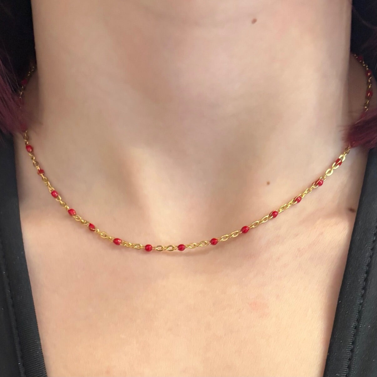 Collier Couleur doré et rouge